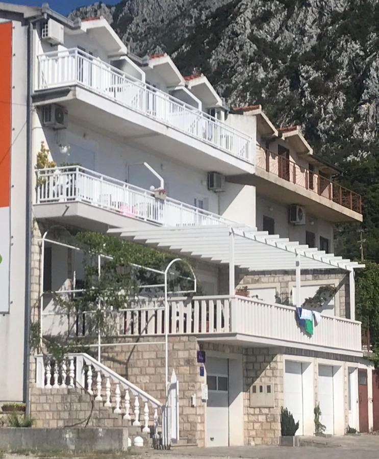 Apartments Mateljak Gradac  Εξωτερικό φωτογραφία