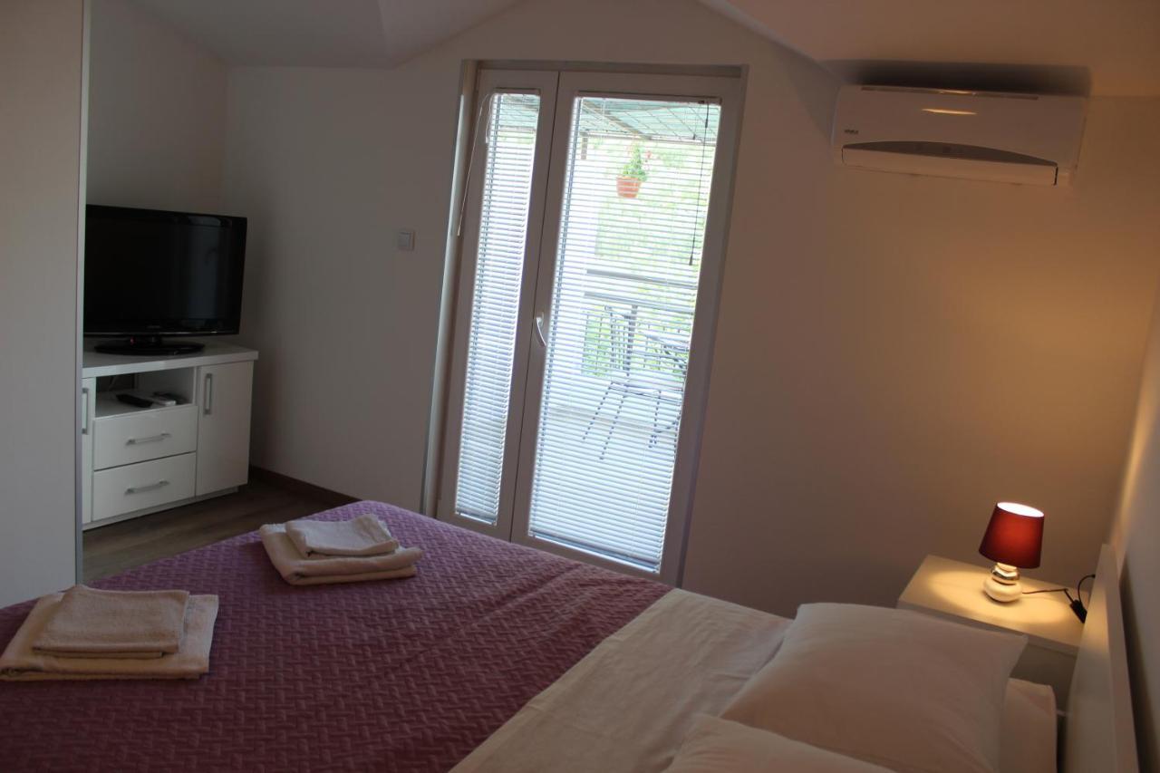 Apartments Mateljak Gradac  Δωμάτιο φωτογραφία
